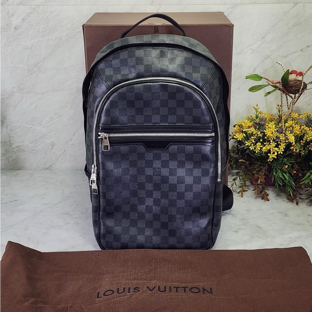 ✳️Authentic Louis Vuitton Backpack 🎒